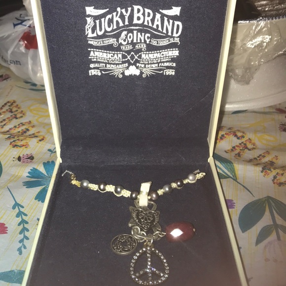 Lucky brand necklace - Picture 2 of 5
